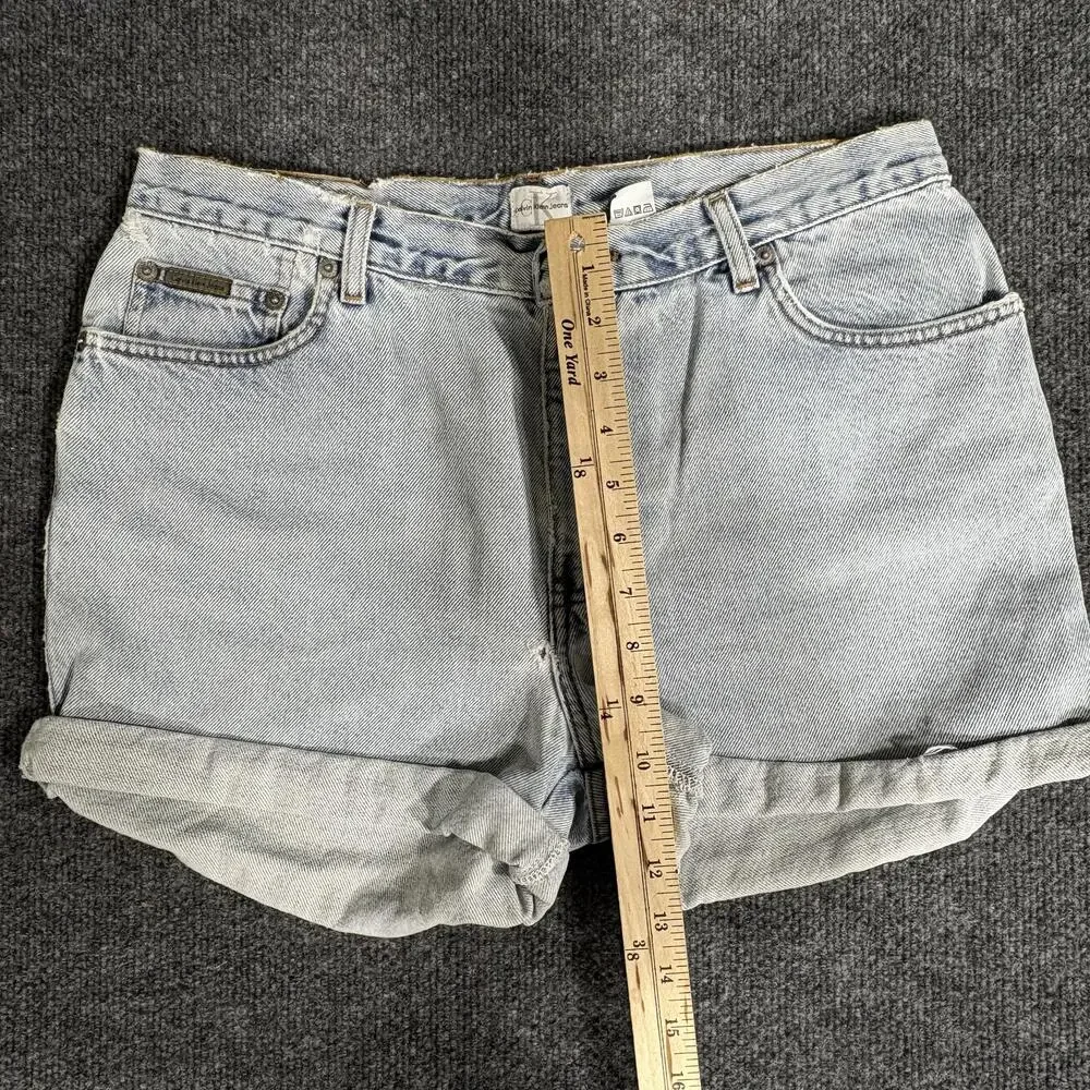 Vintage Calvin Klein Jeans Shorts Womens 12 Light Wash Denim Mid Rise 90s